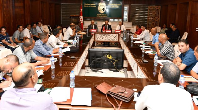 وزير التربية يؤكد دور المدرسة التونسية بليبيا في الإحاطة بأبناء جاليتنا