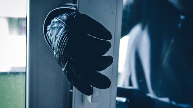 قبل ساعات من تدشينها.. تعرّض مدرسة إعدادية بسبيطلة للخلع والسرقة