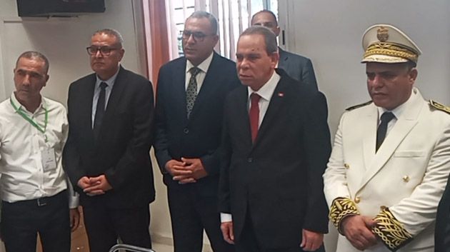 رئيس الحكومة: 'مافمّاش ما أجمل من  تونس.. ريحة ياسمين تونس وحدها في العالم' (فيديو)