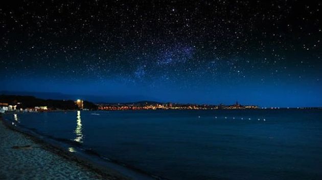 الليلة: طقس صافٍ ودرجات الحرارة تصل إلى 32 درجة