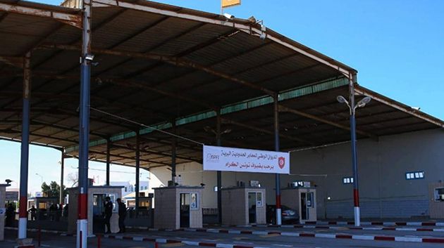 ارتفاع عدد الليبيّين الوافدين على معبر رأس جدير