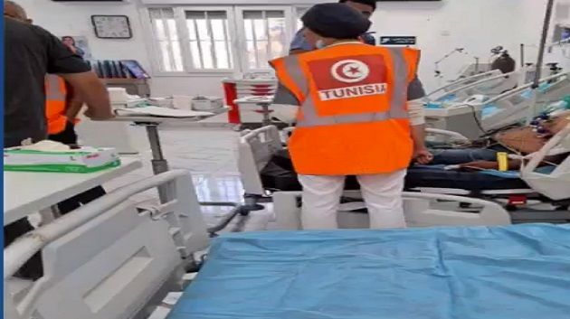 رئيس البعثة الصحية التونسية يوضّح حقيقة الوضع الصحيّ في درنة (فيديو)