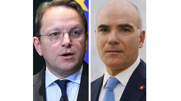 وزير الخارجية يُهاتف المفوّض الأوروبي المكلّف بسياسة الجوار والتوسّع