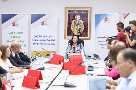 وزيرة الأسرة: تخصيص 15 مليون دينار سنويا لتمويل برامج رعاية المسنين