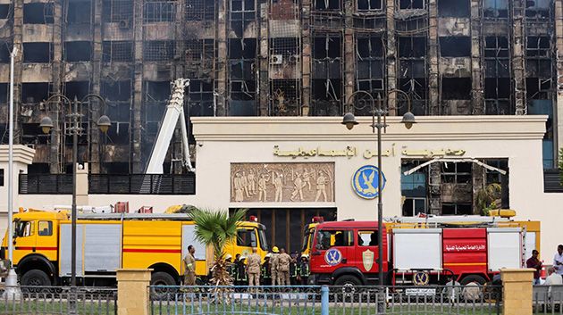 ارتفاع عدد المصابين في حريق مديرية أمن الإسماعيلية بمصر