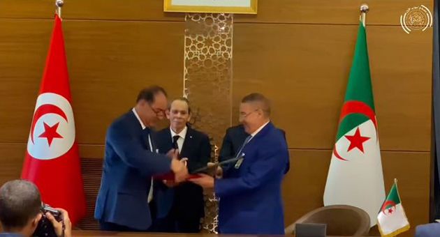 توقيع 26 اتفاقية تعاون ثنائية بين تونس والجزائر
