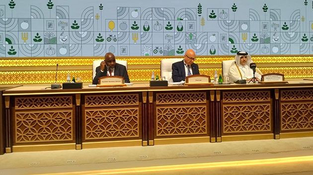 وزير الفلاحة يدعو إلى تجنيد كل الطاقات المتاحة لتحسين مستوى الإنتاج الفلاحي