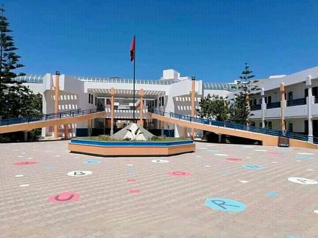 بعد مباشرتهم الدراسة: حذف أسماء تلاميذ باكالوريا بالمعهد النموذجي بسوسة دون سابق إنذار ! (فيديو)