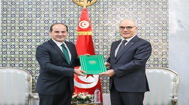 وزير الخارجية يتسلّم أوراق اعتماد سفير سوريا في تونس