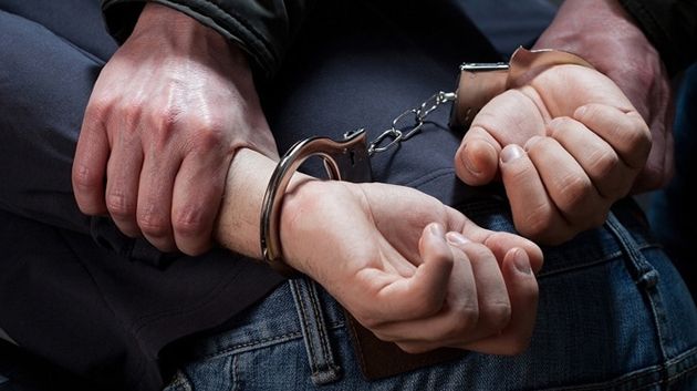 العاصمة: إيقاف متحيل يعرض المساعدة على ضحاياه ويستبدل بطاقاتهم البنكية