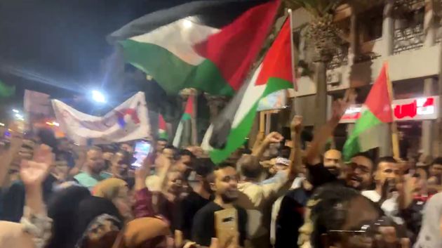 مسيرة ليلية في صفاقس تنديداً بالعـ.ـدوان على غـ.ـزة