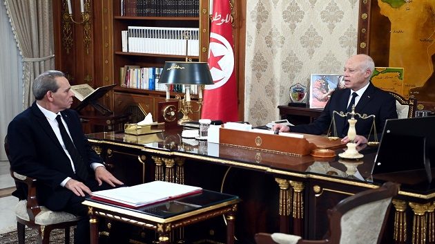 الإسراع في عملية التدقيق في الانتدابات محور لقاء بين سعيد ورئيس الحكومة