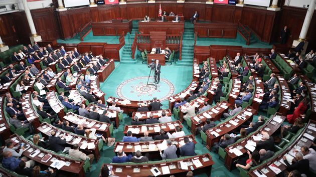 نواب الشعب يعتبرون أن مشروع قانون المالية 2024 يرتكز على الاقتراض