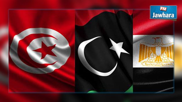 ليبيا تفتح مكاتب في تونس ومصر لتحديد عدد مواطنيها النازحين