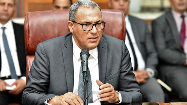 وزير التربية: 'سيتم صرف مستحقات المعلمين والأساتذة النواب هذا الأسبوع'
