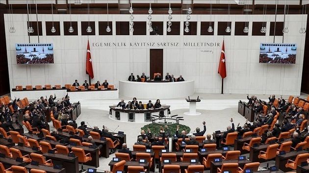البرلمان التركي يصادق على تمديد مهمة الجيش في ليبيا