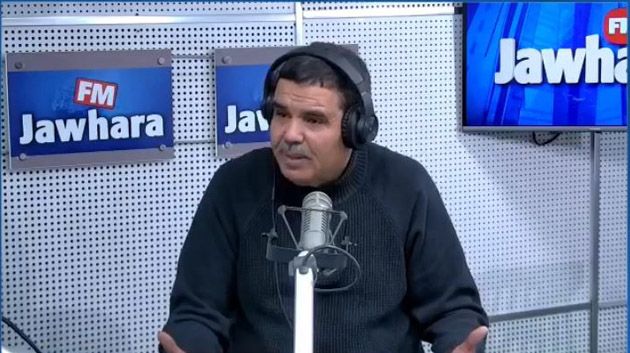 رئيس نقابة الفلاّحين: 'التخفيض في سعر لتر زيت الزيتون إلى 15 د سيضرّ الفلاح'