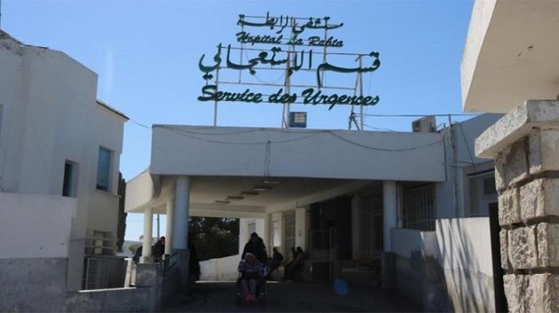 وزير الصحة يعود مصابا فلسطينيا بمستشفى الرابطة
