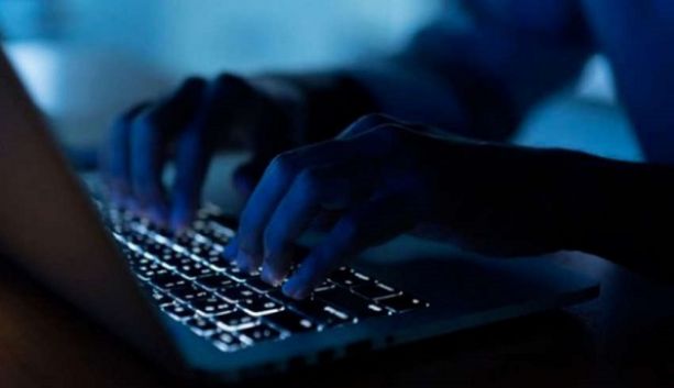 توهم بتوفير عقود عمل خارج أرض الوطن : الكشف عن شبكة مختصّة في التحيّل والإبتزاز بالمنستير