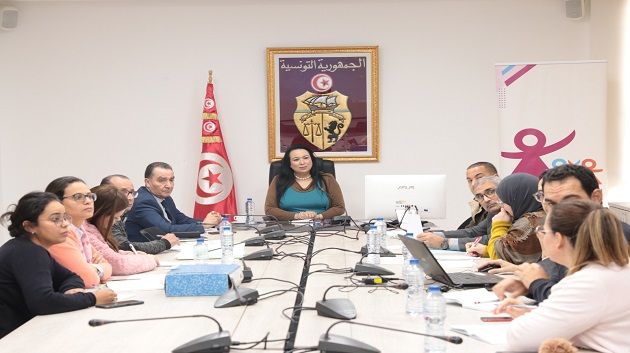 استكمال ربط كلّ مركبات الطفولة بشبكة الانترنت وإحداث قاعات مطالعة نموذجيّة للأطفال