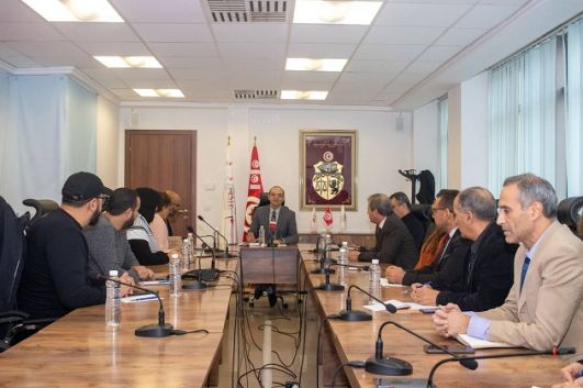 انتخابات محلية : اتفاق بين هيئة الإنتخابات ونقابة الصحفيين على تسهيل عمل الصحفيين