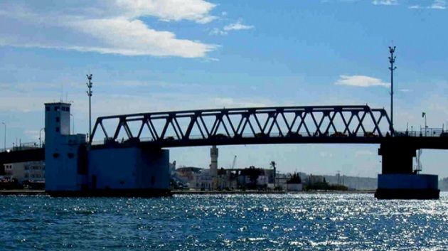 بنزرت: وفاة امرأة اثر سقوطها من الجسر المتحرّك