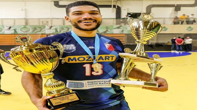 كرة اليد : التونسي عزيز العايدي يتوج بلقب كأس السوبر الصربي البوسني
