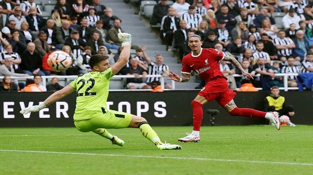 الدوري الإنقليزي: ليفربول من أجل الإنفراد بالصدارة