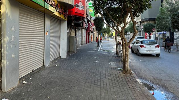 حدادًا على العاروري.. الإضراب الشامل يعمّ الضفة الغربية