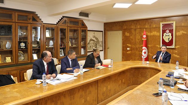 وزارة النقل تنظر في ملف مشروع توسعة مطار قرطاج الدولي