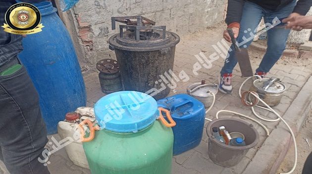 مدنين : حجز 350 لترا من 'البوخا' (صور)