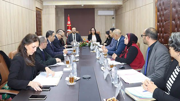 جلسة عمل وزارية حول برنامج تسهيل التصدير 'Easy Export' المتوقف منذ 2022