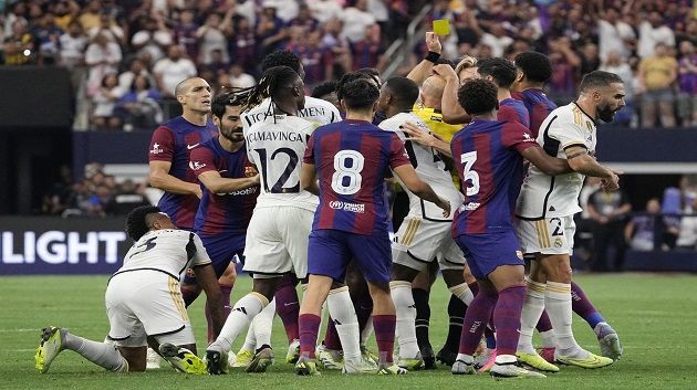 الدوري الإسباني: الريال في طريق مفتوح و البرسا يتحول إلى بيتيس
