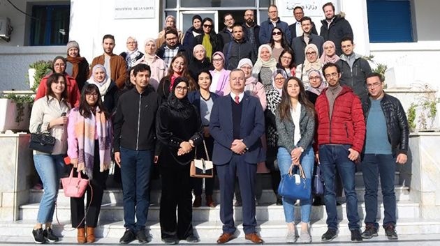 وزير الصحة يلتقي بـ 45 طبيب إختصاص