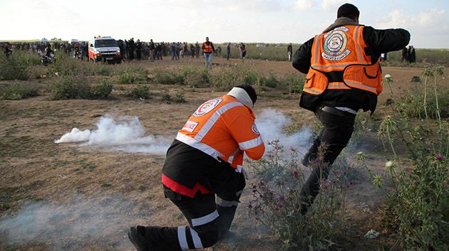 عمرها 6 سنوات.. مصير مجهول لمسعفين ذهبوا لإنقاذ طفلة يُحاصرها الإحـ.ـتلال