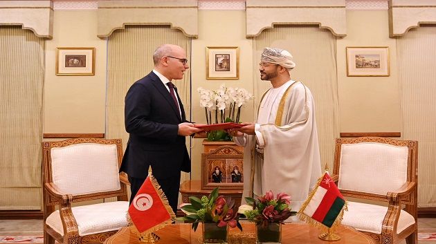 رئيس الجمهورية يوجّه رسالة خطية إلى سلطان عمان