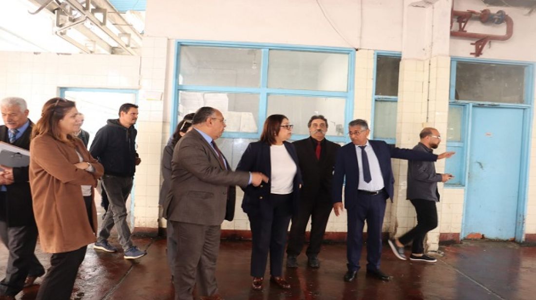 وزيرة التجارة تؤدي زيارة إلى مقر شركة اللحوم بالوردية وزيرة التجارة تؤدي زيارة إلى مقر شركة اللحوم بالوردية
