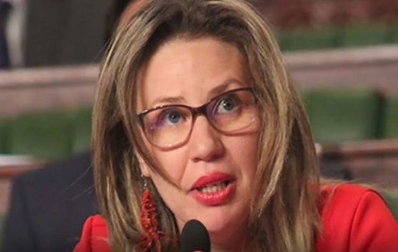 رئيسة لجنة الحقوق والحريات بالبرلمان تنفي تصريحات لفاطمة المسدي