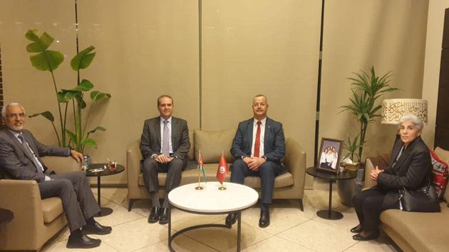 وزير الصحة يشارك في اجتماع يضم عددا من وزراء الصحة العرب بعمّان