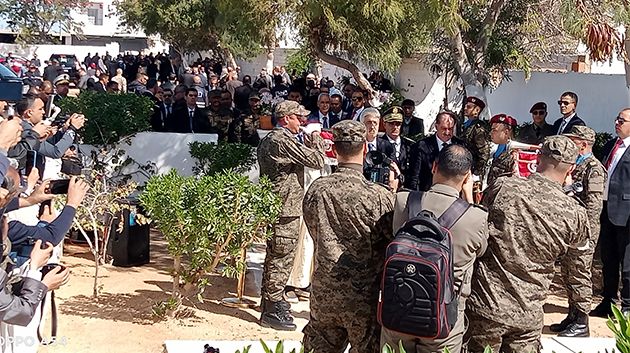 وزيرا الداخلية والدفاع يُشرفان على إحياء الذكرى الثامنة لملحمة بن قردان