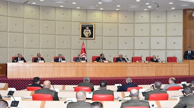 وزير الداخلية يفتتح ندوة رؤساء مناطق الحرس الوطني