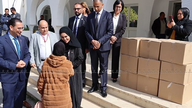 زغوان: توزيع طرود غذائية إماراتية على عدد من العائلات المعوزة 