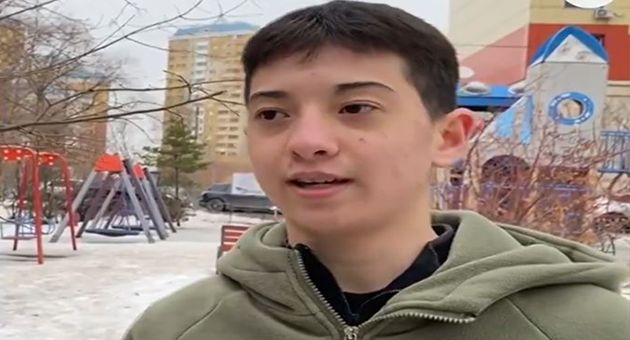 فتى روسي مسلم ينقذ حياة 100 شخص خلال هجوم موسكو (فيديو)