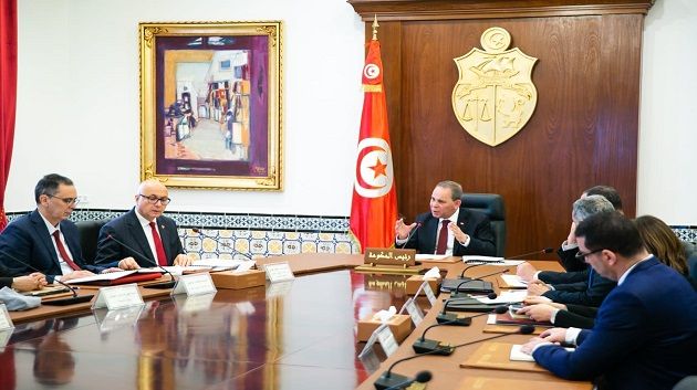  رئيس الحكومة يشرف على مجلس وزاري مضيق حول مشروع مجلّة المياه الجديدة 