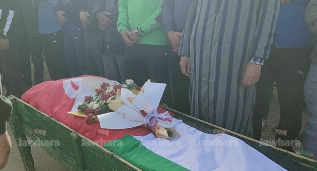 تشييع جثمان الفقيد جاد هنشيري الى مثواه الاخير بمسقط رأسه ام العرايس (صور وفيديو)