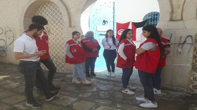 سوسة: الهلال الأحمر الكويتي يتبرع بـ100 'قفة' مساعدات لشهر رمضان