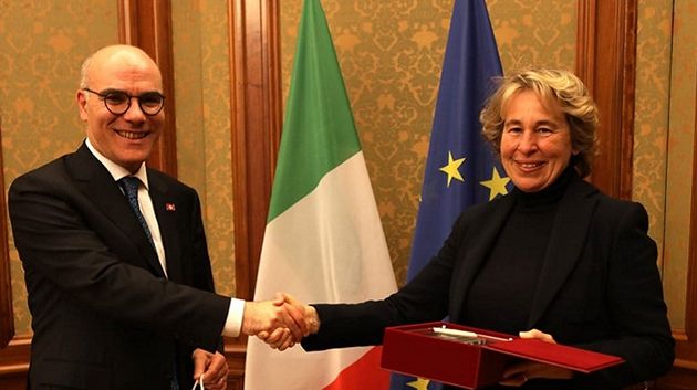 السيناتورة الإيطالية ستيفانيا كراكسي تزور تونس الأسبوع القادم