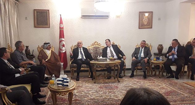 وزير الخارجية يلتقي بعدد من أفراد الجالية التونسية المقيمة بالعراق