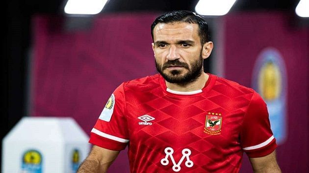 طبيعة اصابة لاعب الأهلي المصري علي معلول 