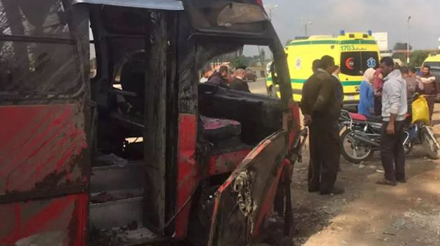 مصر: ارتفاع عدد القتلى اثر سقوط حافلة في النيل و إيقاف السائق